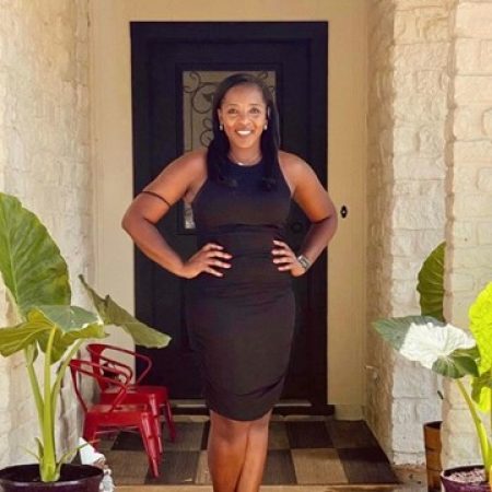 Photo of Valerie Navejas